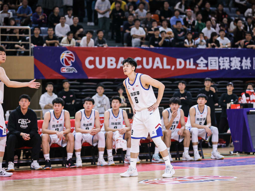 仍舊遙遙無